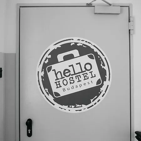 Hello * Budapeşte