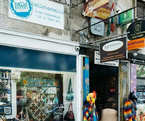 Hello * Budapeste